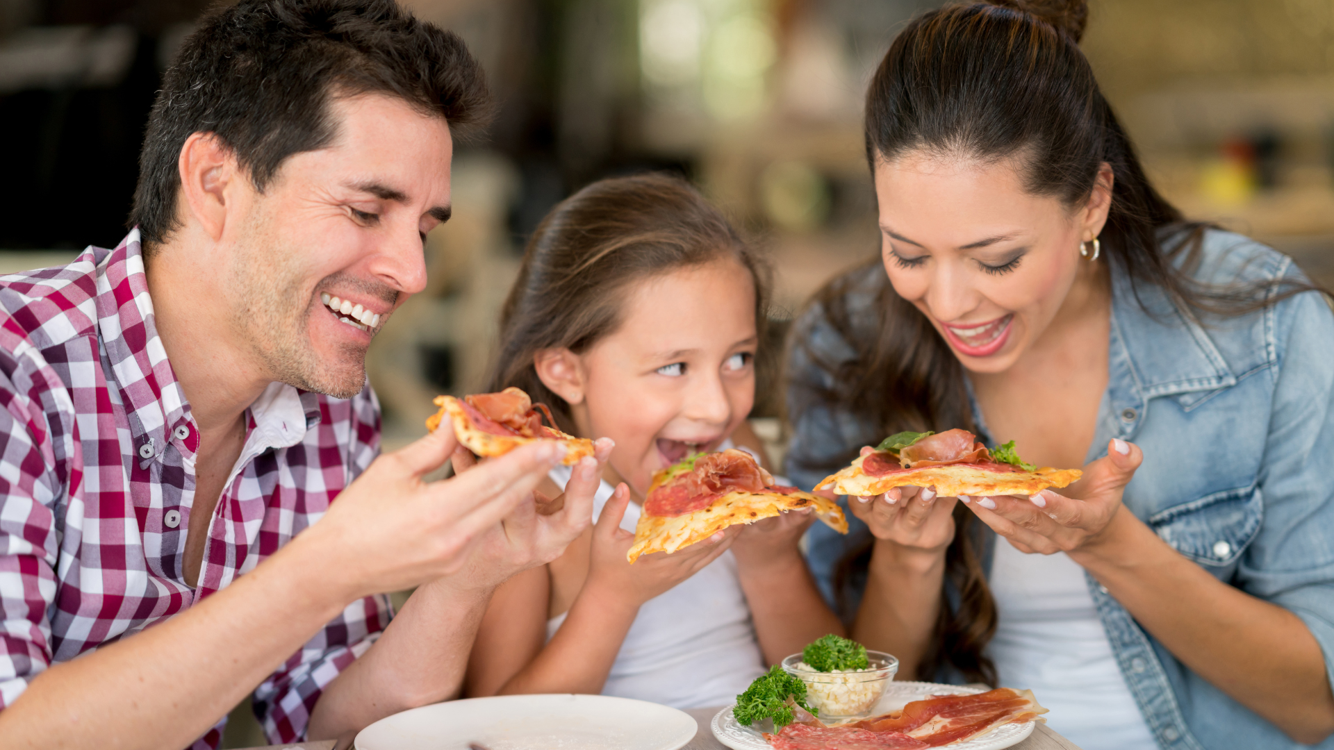 Family enjoying a quick and delicious dinner together